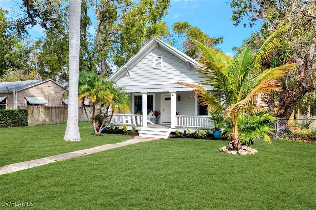 Picture of 2635 Michigan Ave, Fort Myers, FL 33916