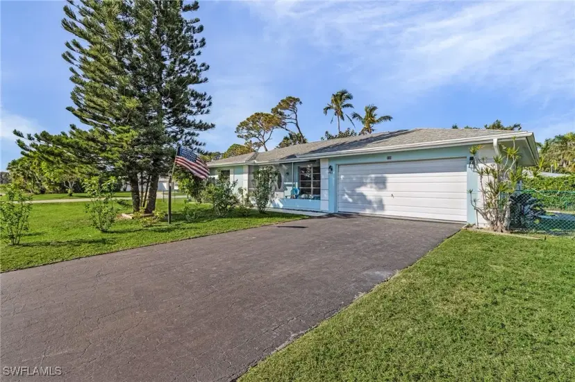 Picture of 105 Valley Dr, Bonita Springs FL 34134