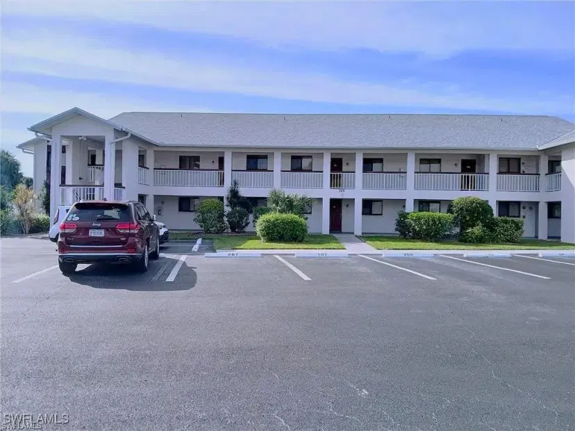 Picture of 2231 E 5Th St 207, Lehigh Acres FL 33936