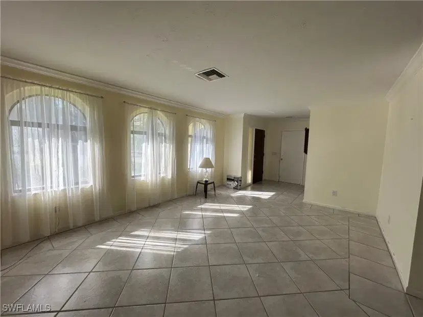 Picture of 181 Heather Grove Ln, Naples FL 34113
