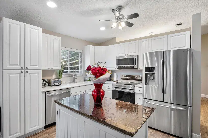 Picture of 601 NE 34Th Ct, Oakland Park FL 33334