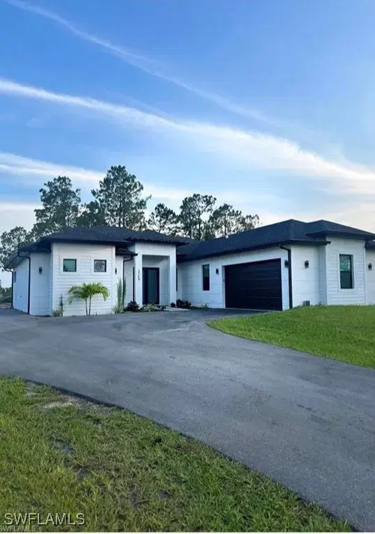 Picture of 2740 35Th Ave Ne, Naples, FL 34120