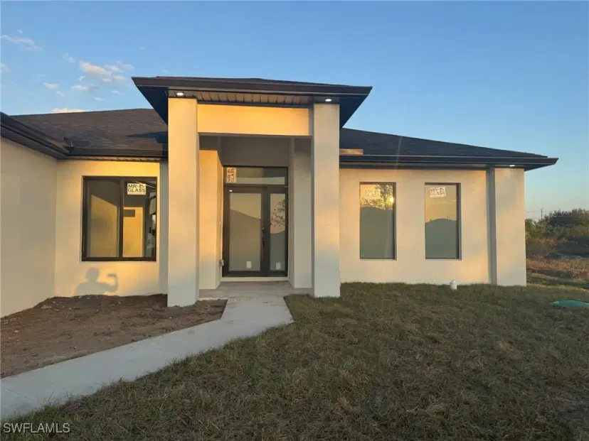 Picture of 367 Progress Ave, Lehigh Acres FL 33974