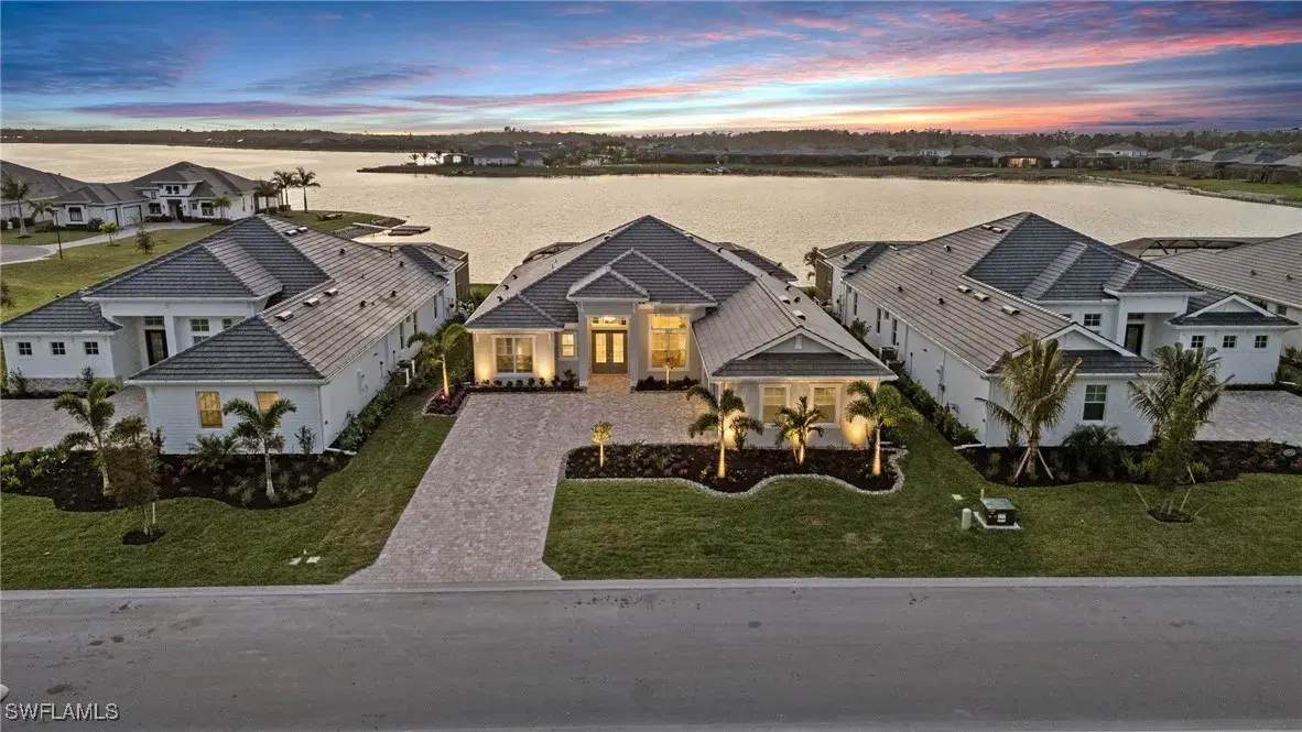 Picture of 17346 Blue Sapphire Dr, Fort Myers, FL 33913