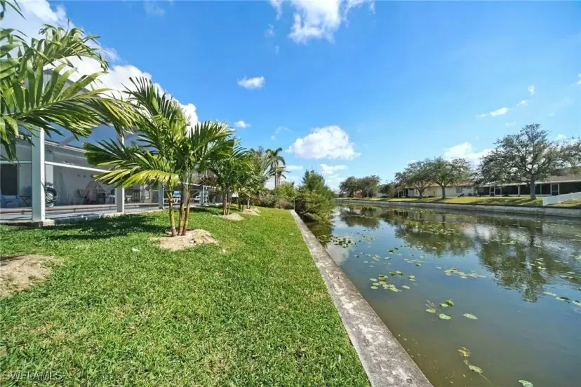 Picture of 1408 SW 31St Ter, Cape Coral FL 33914