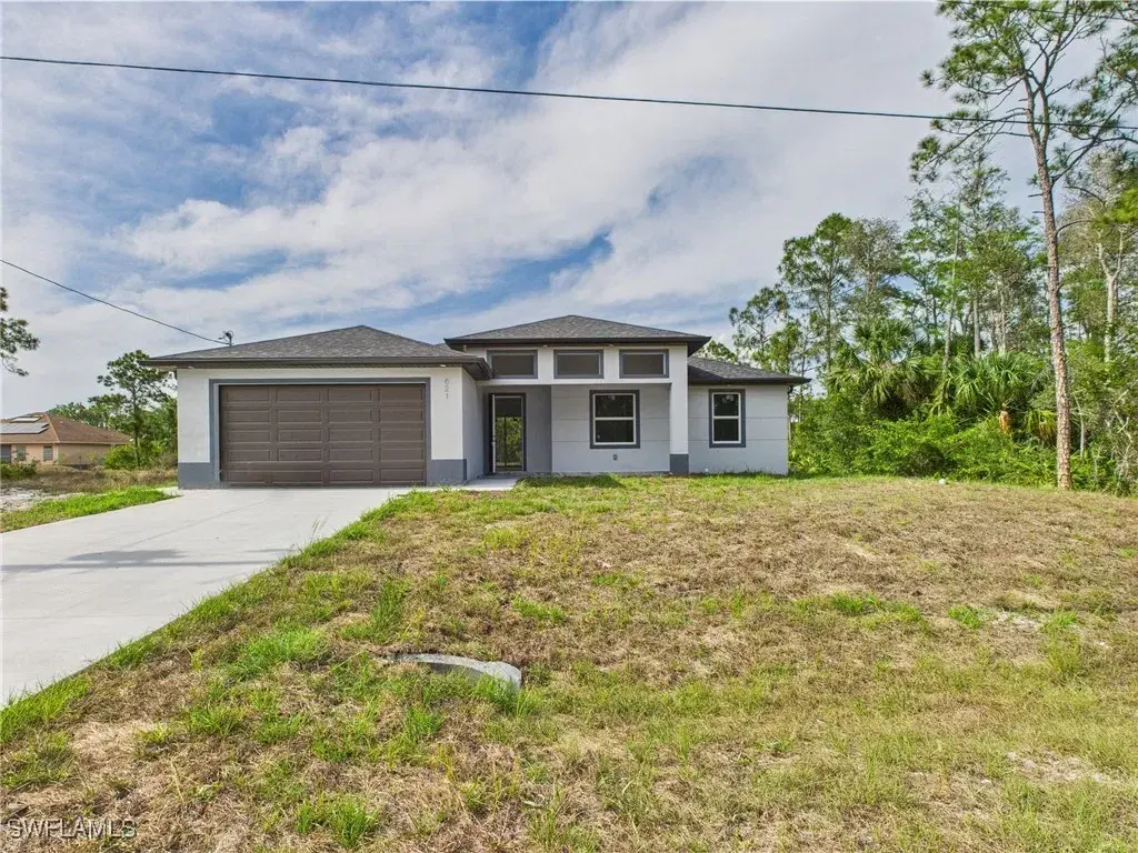 Picture of 621 Allison St E, Lehigh Acres, FL 33974