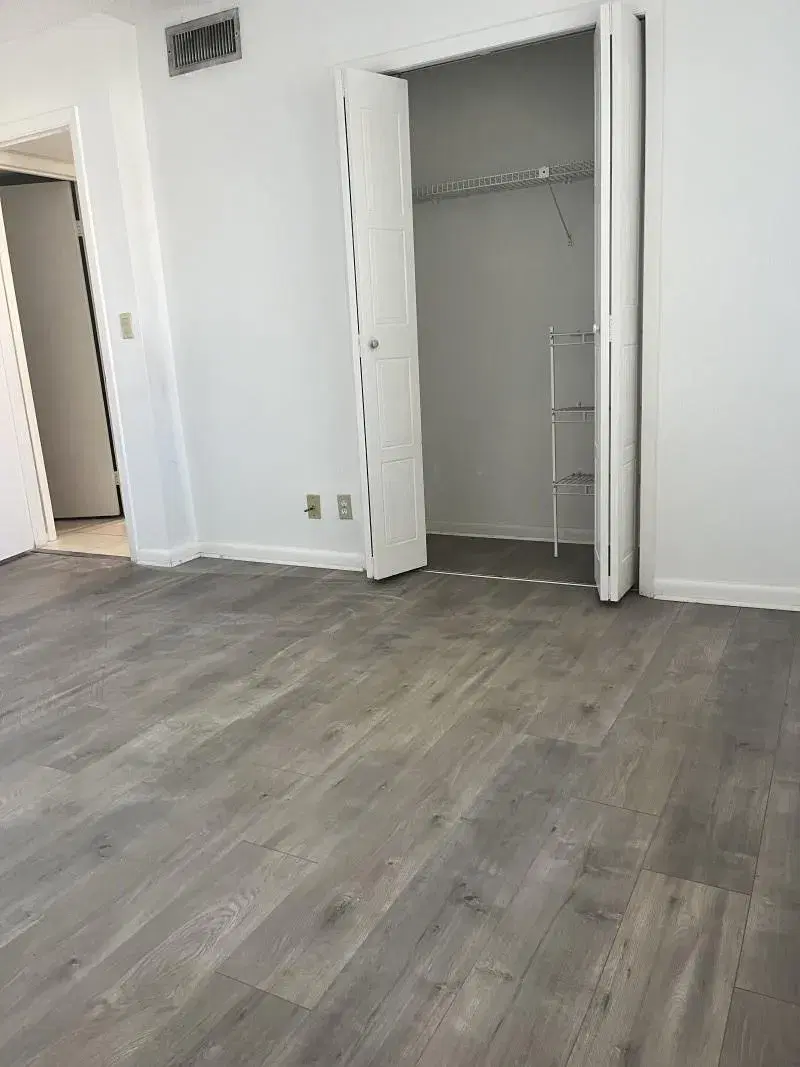 Picture of 280 Racquet Club Rd 206, Weston FL 33326