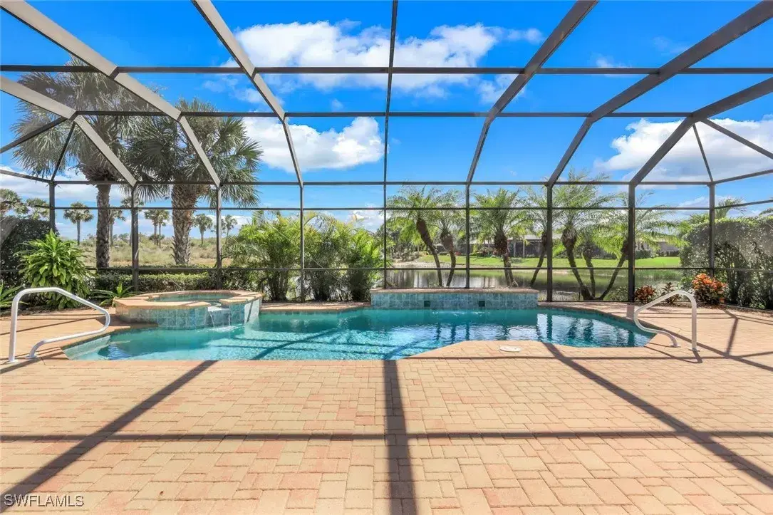 Picture of 9677 Cobalt Cove Cir, Naples, FL 34120