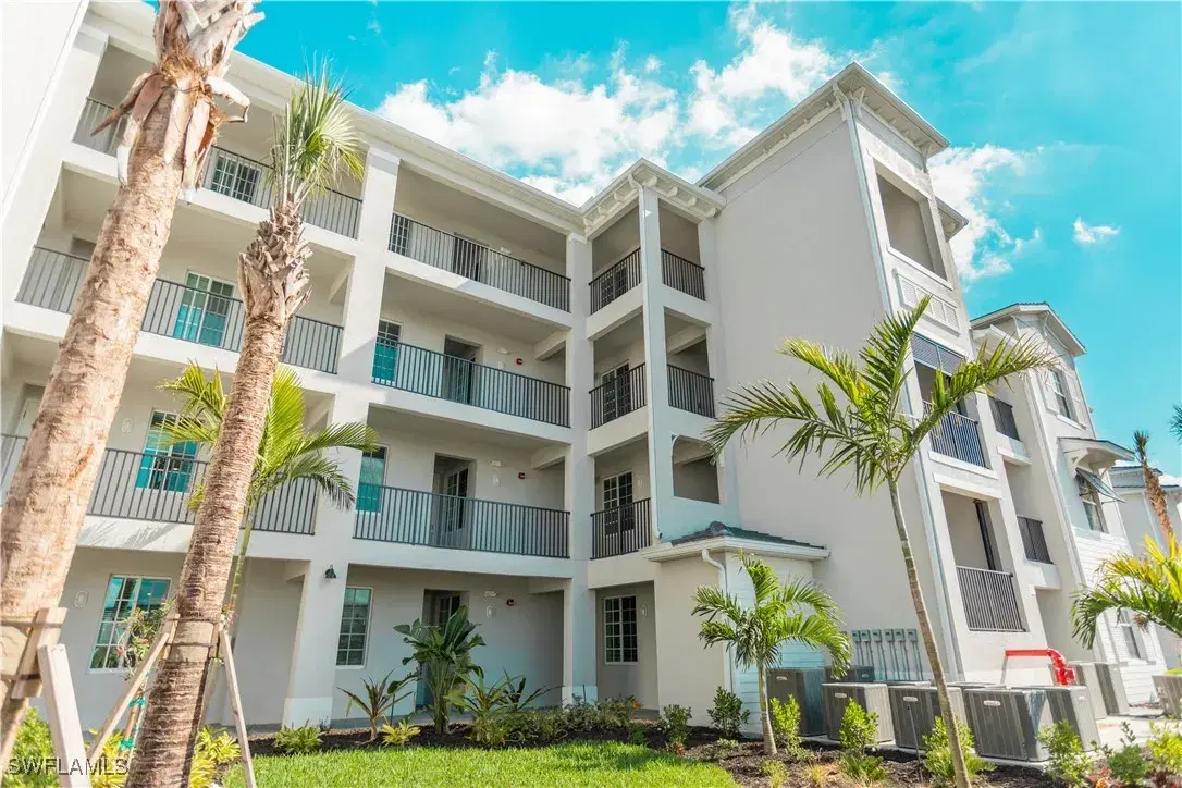 Picture of 15275 Green Acres Ave 324, Punta Gorda, FL 33982