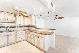 Picture of 2049 Hythe C, Boca Raton, FL 33434