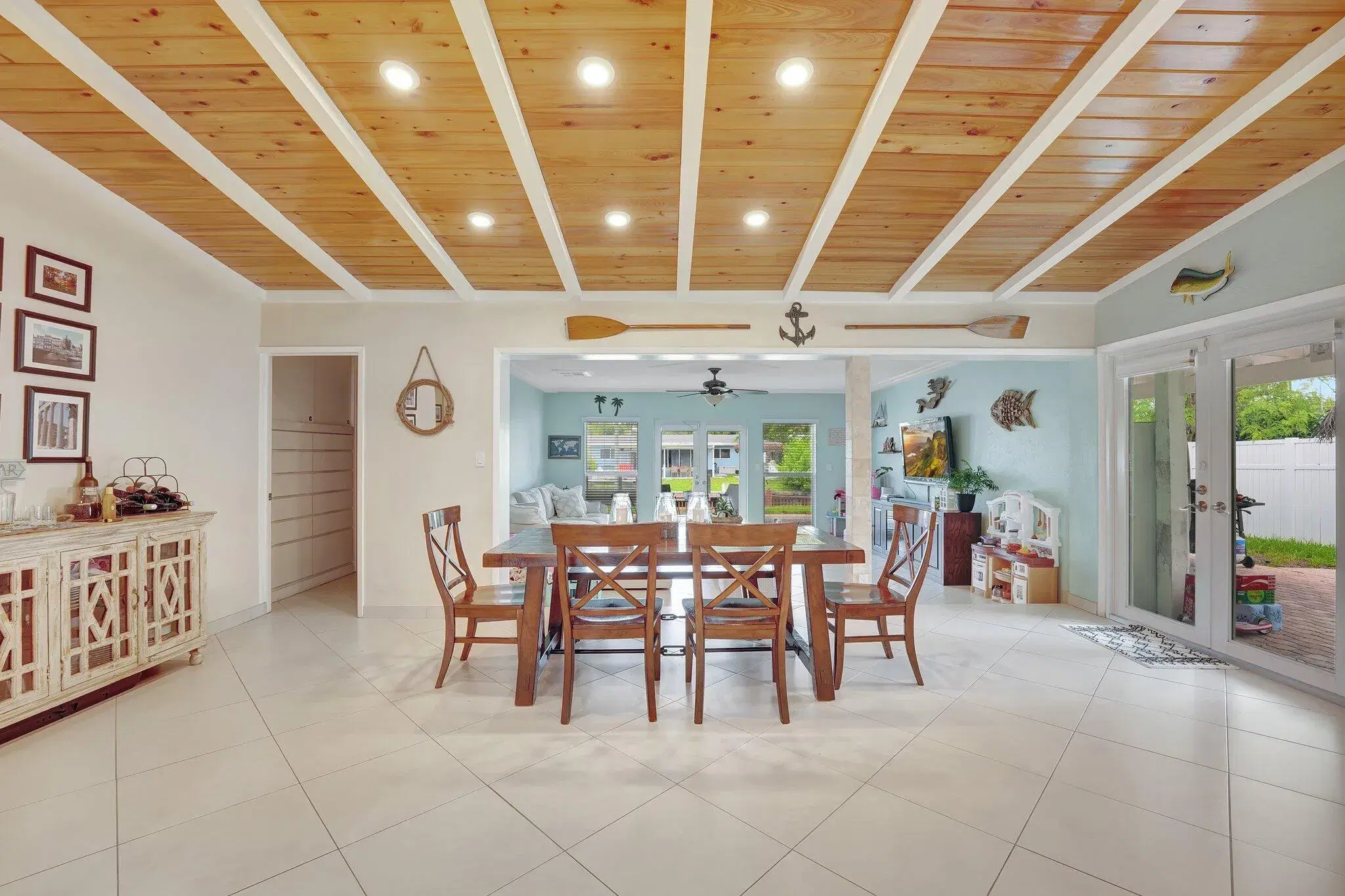 Picture of 2443 Andros Lane, Fort Lauderdale, FL 33312