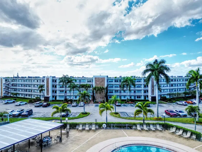 Picture of 2030 Hythe B 2030, Boca Raton FL 33434