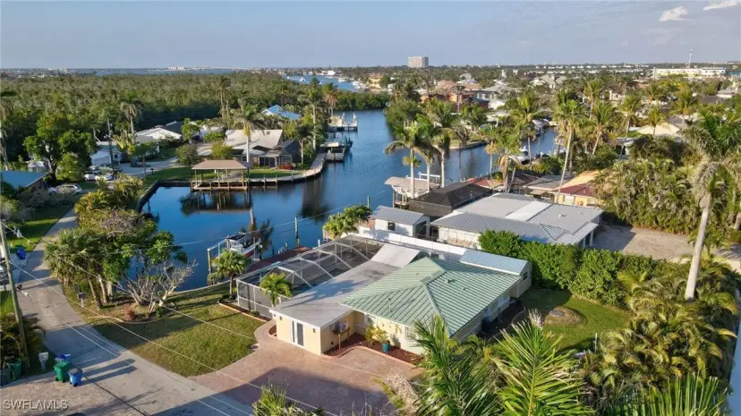 Picture of 14330 Mcgregor Blvd, Fort Myers FL 33919