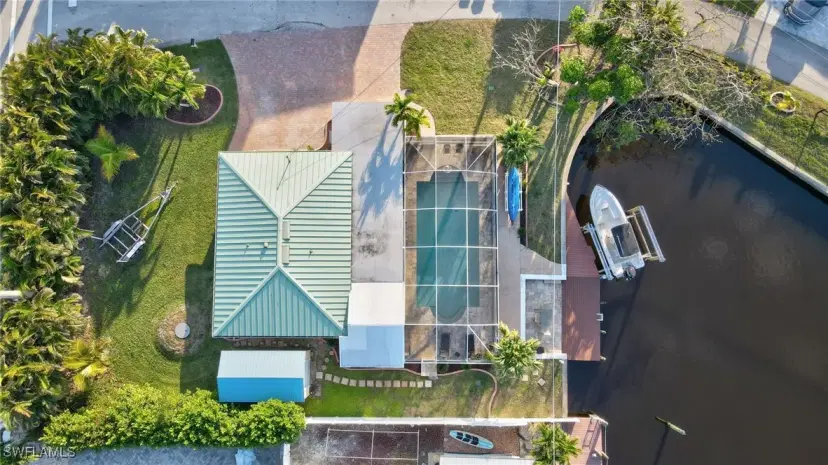 Picture of 14330 Mcgregor Blvd, Fort Myers FL 33919