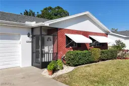 Picture of 6942 Edgewater Cir, Fort Myers, FL 33919