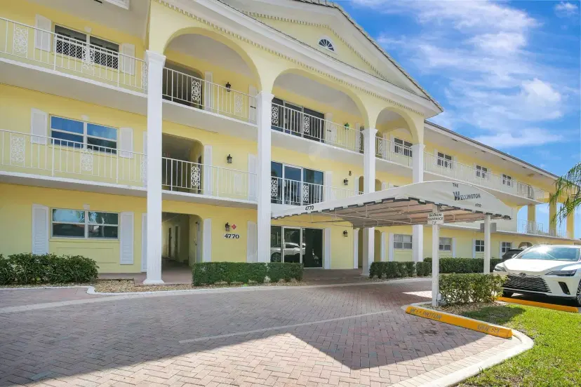 Picture of 3001 NE 47Th Ct 212, Fort Lauderdale FL 33308
