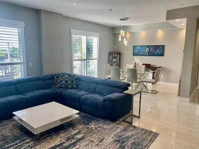 Picture of 2631 NE 14Th Ave 302, Wilton Manors FL 33334