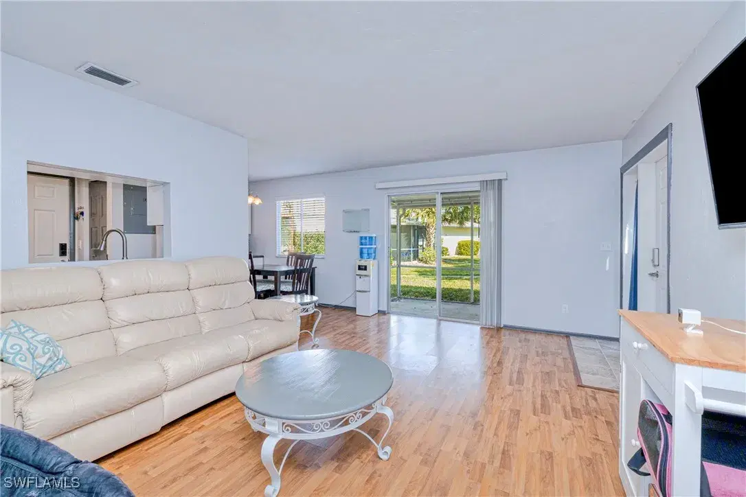 Picture of 3350 Alouette Cir 3, Fort Myers, FL 33907