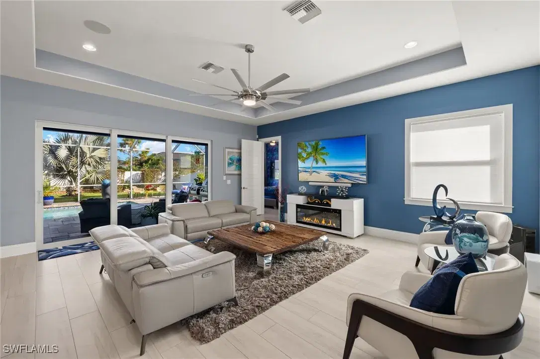 Picture of 17 Willoughby Dr, Naples, FL 34110