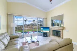 Picture of 66 Fountain Cir, Naples, FL 34119