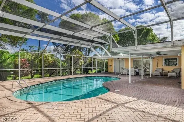 Picture of 737 Mooring Line Dr, Naples FL 34102