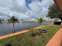 Picture of 900 SW 10Th Ter S-11, Hallandale Beach, FL 33009