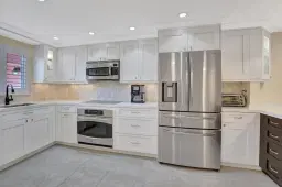 Picture of 1099 S Ocean Boulevard S 105, Boca Raton, FL 33432