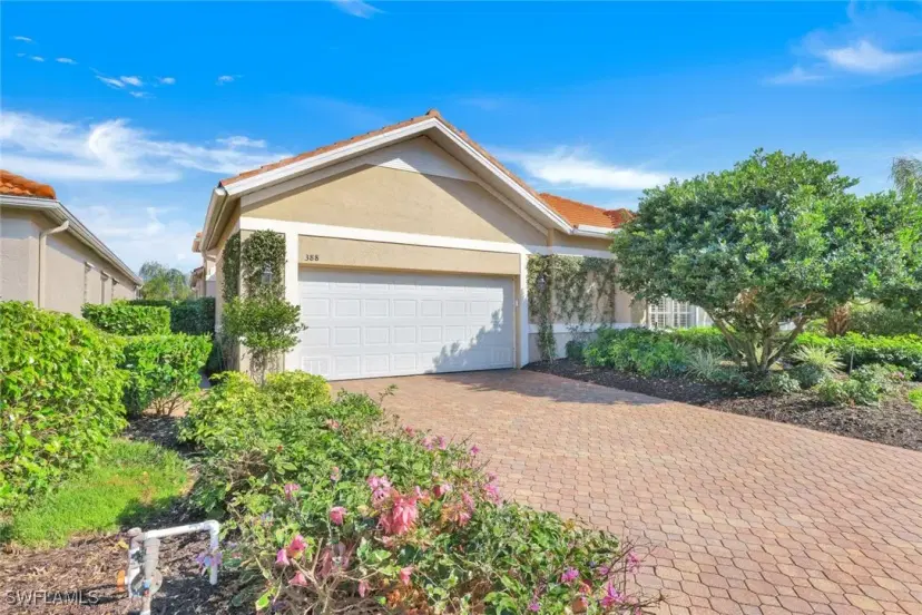 Picture of 388 Mallory Ct, Naples FL 34110