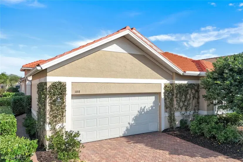 Picture of 388 Mallory Ct, Naples FL 34110