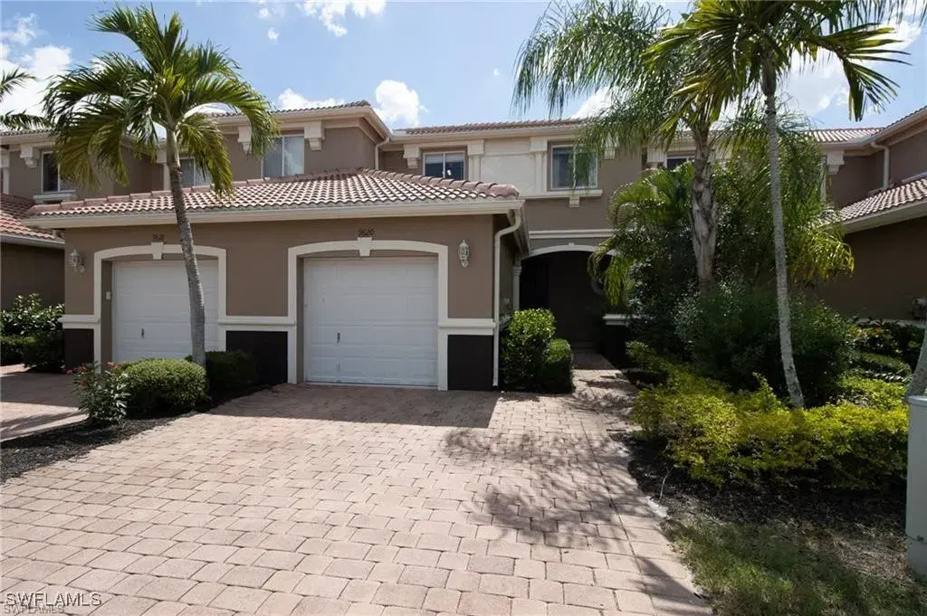 Picture of 9620 Roundstone Cir, Fort Myers, FL 33967