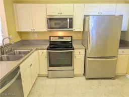 Picture of 15420 Bellamar Cir 3113, Fort Myers, FL 33908