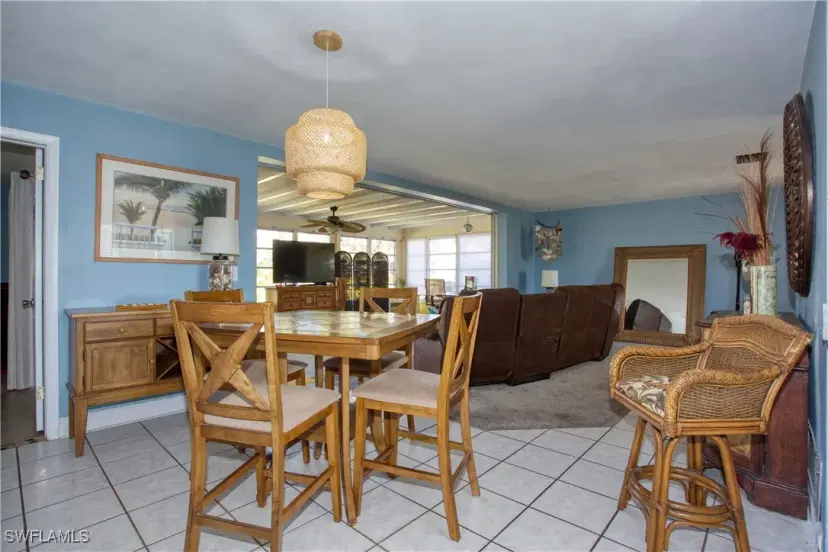 Picture of 1739 Sandy Cir, Cape Coral FL 33904
