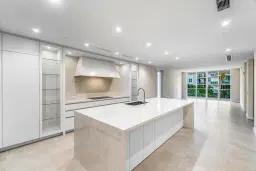 Picture of 220 SE Mizner Boulevard 411, Boca Raton, FL 33432