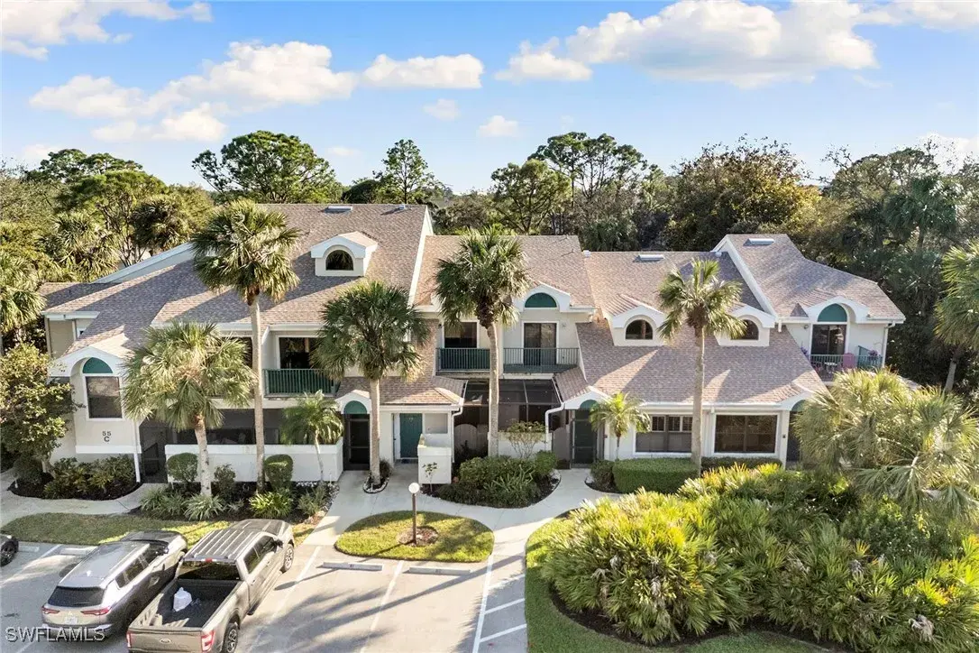 Picture of 55 Emerald Woods Dr C4, Naples, FL 34108