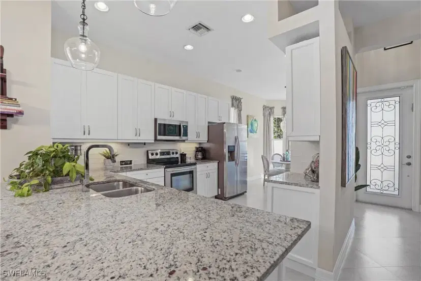 Picture of 2805 Linda Dr, Naples FL 34112