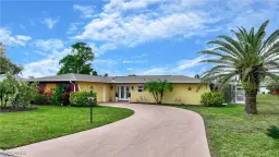 Picture of 139 W Lake Dr, Lehigh Acres, FL 33936