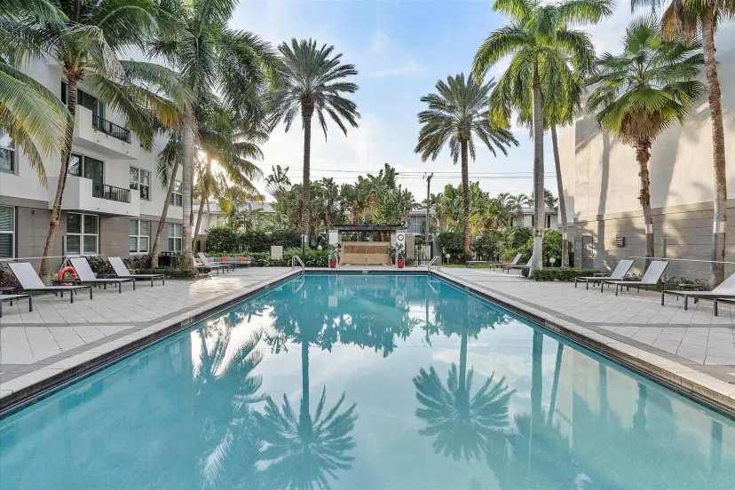 Picture of 2401 NE 65Th St 203, Fort Lauderdale FL 33308