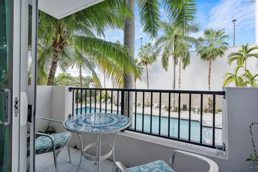 Picture of 2401 NE 65Th St 203, Fort Lauderdale FL 33308