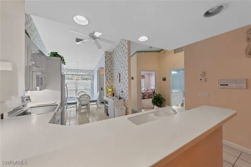 Picture of 1940 Cascades Dr 5504, Naples FL 34112