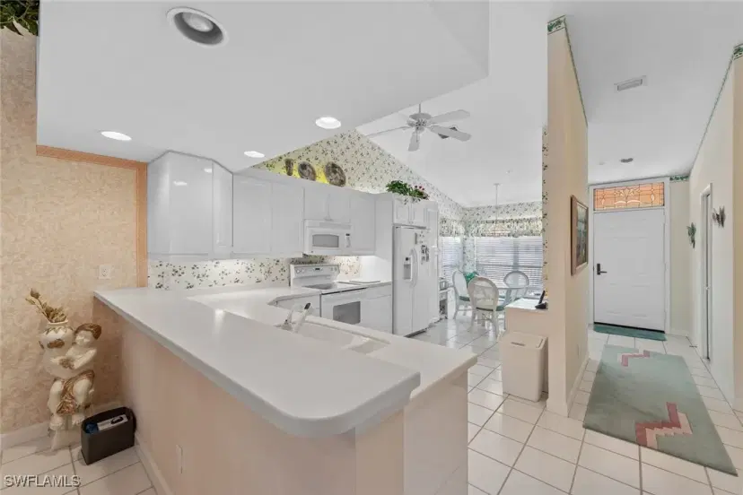 Picture of 1940 Cascades Dr 5504, Naples FL 34112