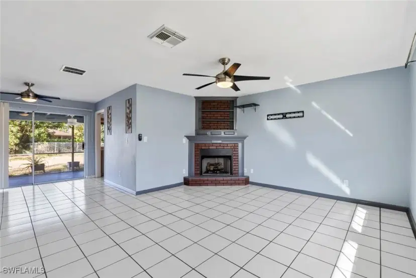 Picture of 1332 SE 44Th St, Cape Coral FL 33904