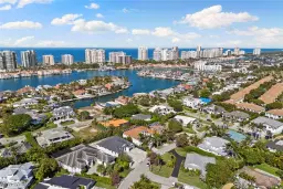 Picture of 3747 Fountainhead Ln, Naples, FL 34103