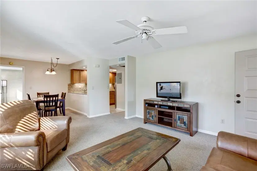 Picture of 13256 S Whitehaven Ln 501, Fort Myers FL 33966