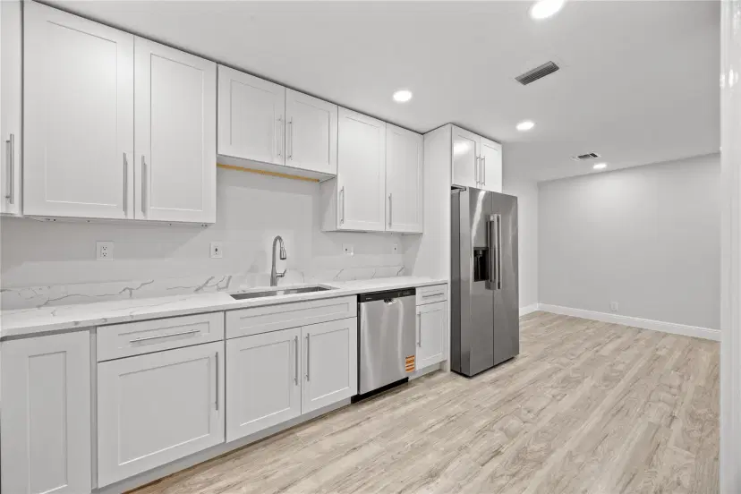 Picture of 6905 NW 76Th Ct, Tamarac FL 33321