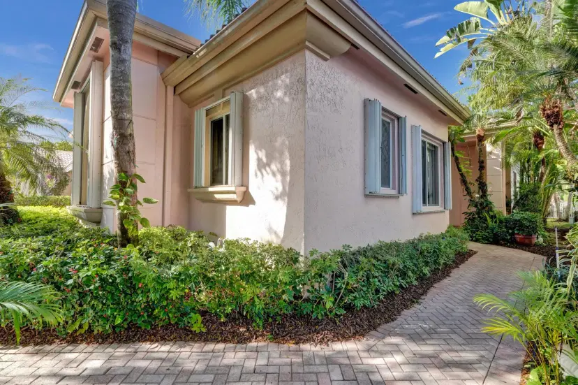 Picture of 7081 Mallorca Crescent, Boca Raton FL 33433
