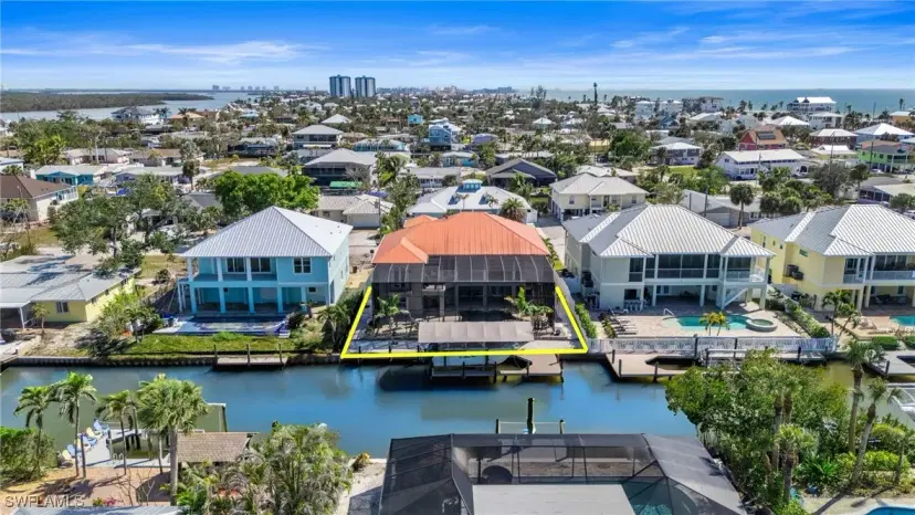 Picture of 333 Madison Ct, Fort Myers Beach FL 33931