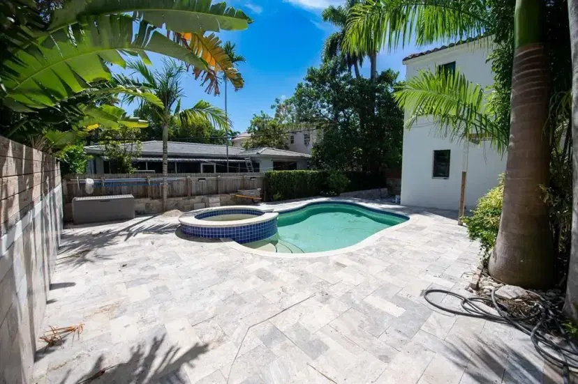 Picture of 4329 N Bay, Miami Beach FL 33140