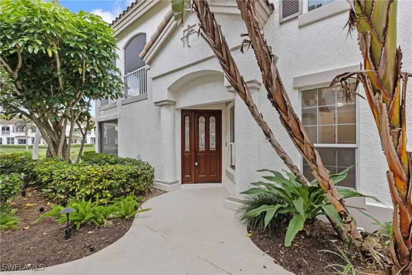 Picture of 162 Colonade Cir 1305, Naples FL 34103