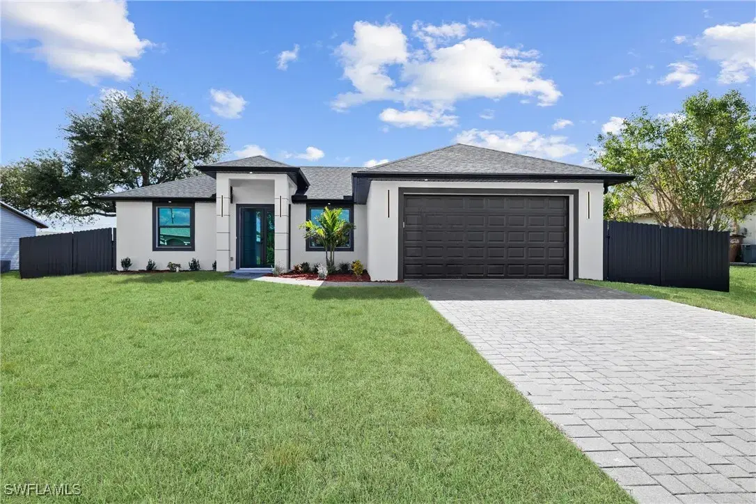 Picture of 632 NW 2Nd St, Cape Coral, FL 33993