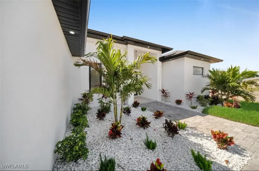 Picture of 414 Nicholas Pkwy E, Cape Coral FL 33990